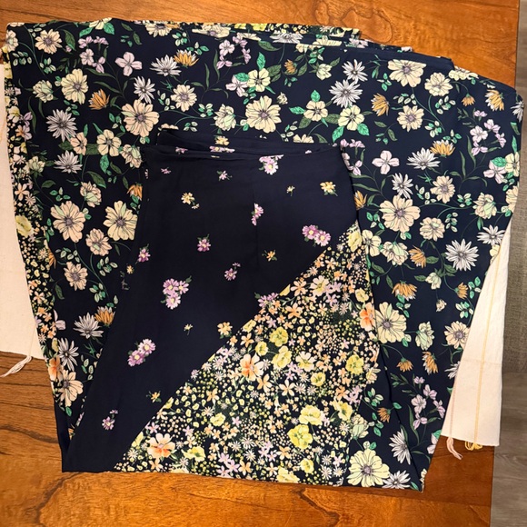 LOFT Floral Maxi Skirt - Navy and Yellow floral pattern - Picture 3 of 5